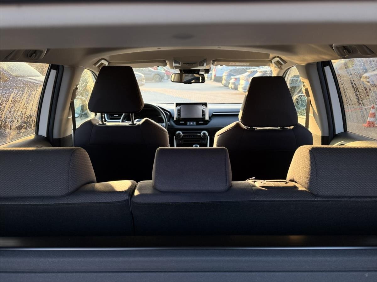 Toyota RAV4 Kombi 2,0 l 129 kw