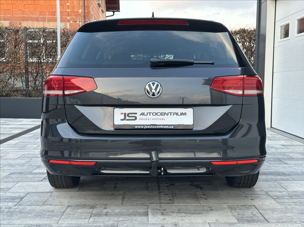 Volkswagen Passat Kombi 1,4 l 110 kw