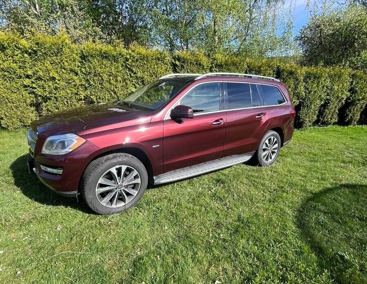 Mercedes-Benz GL Kombi 4,7 l 270 kw