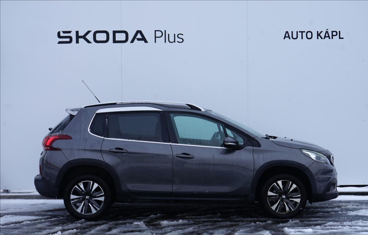 Peugeot 2008 SUV 1,2 l 81 kw