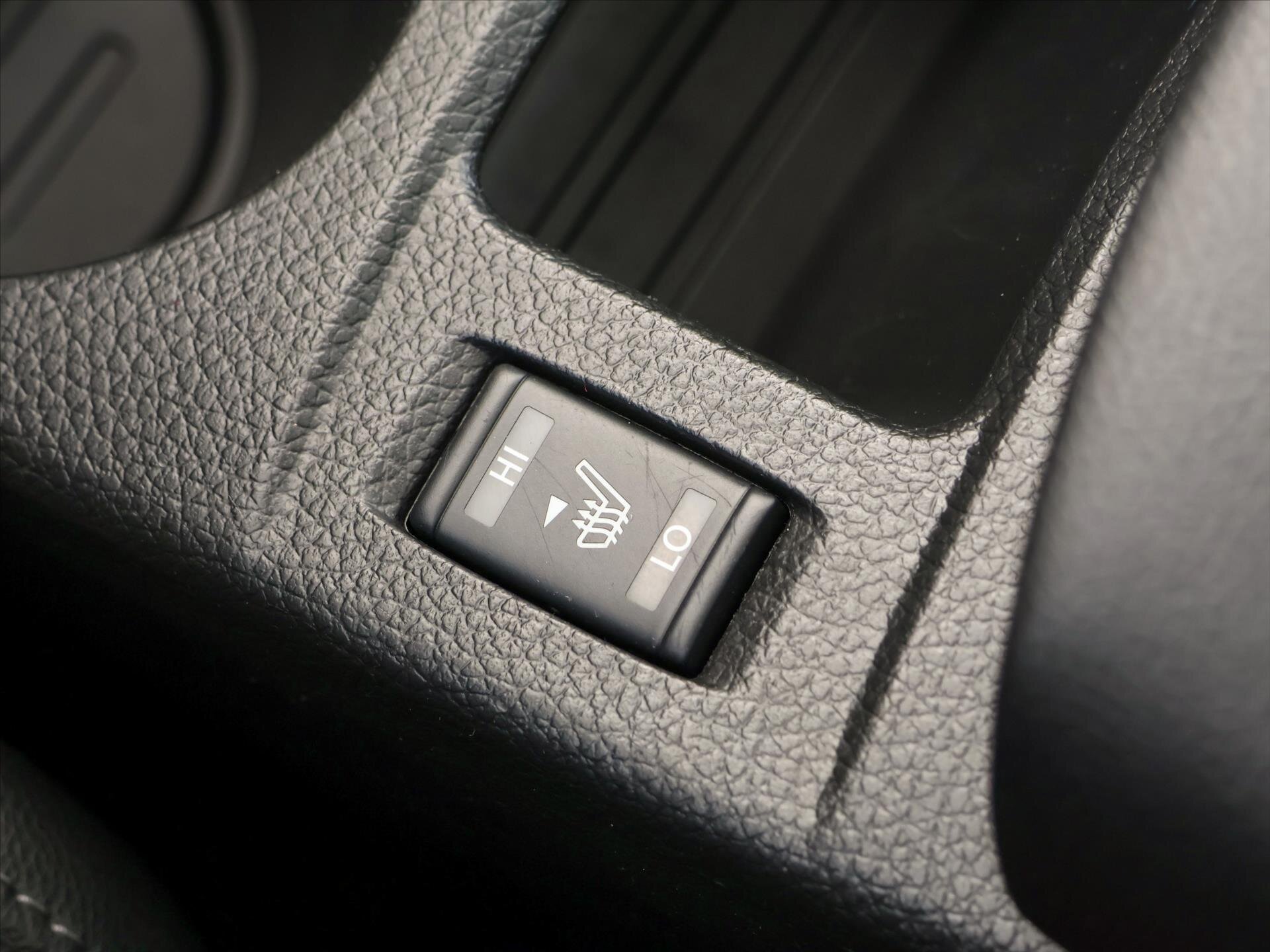 Nissan Qashqai SUV / Terénní 1,2 l 85 kw