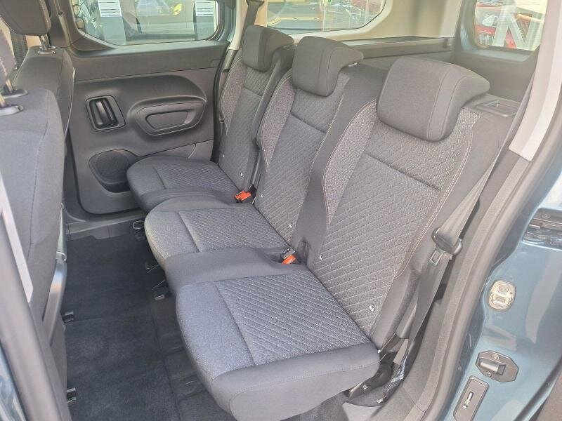 Peugeot Rifter MPV 1,5 l 96 kw