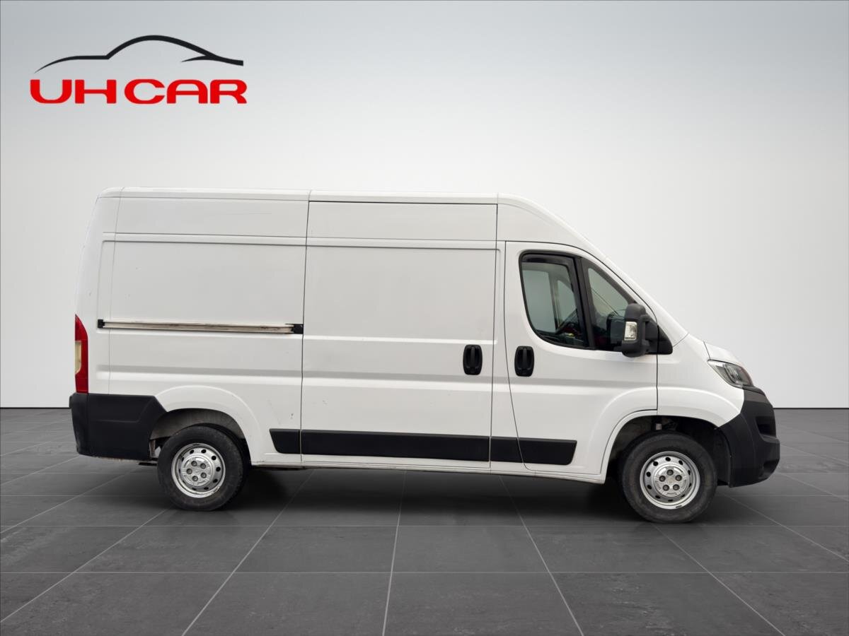 Opel Movano Skříň 2,2 l 103 kw