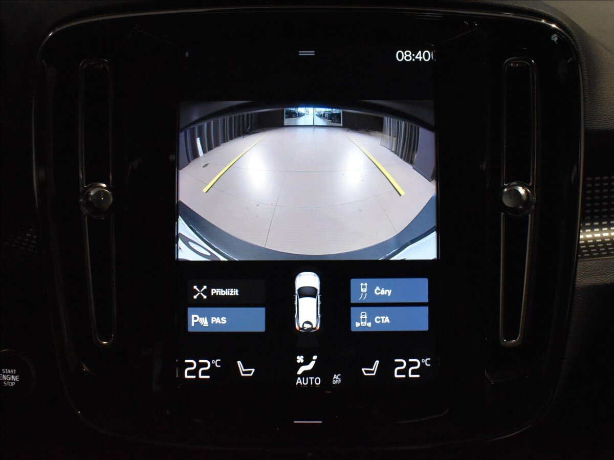 Volvo XC40 SUV 2,0 l 140 kw