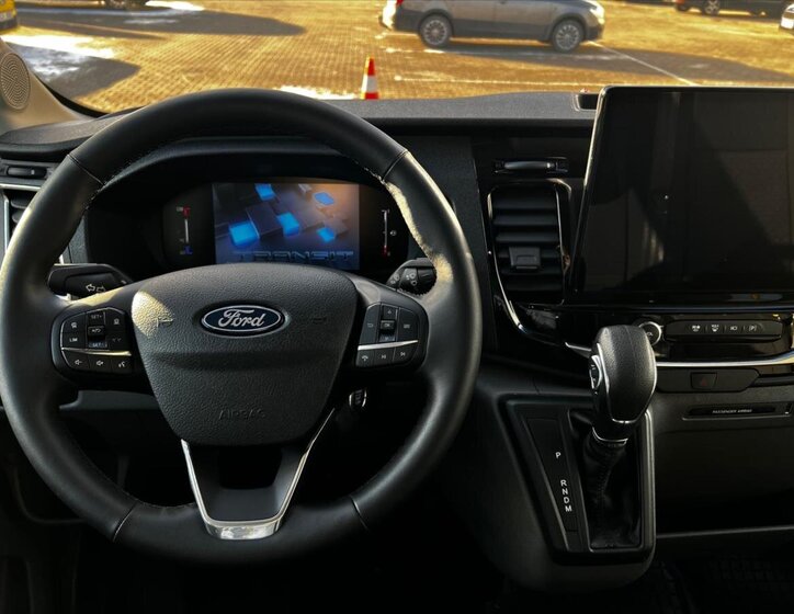 Ford Transit 28