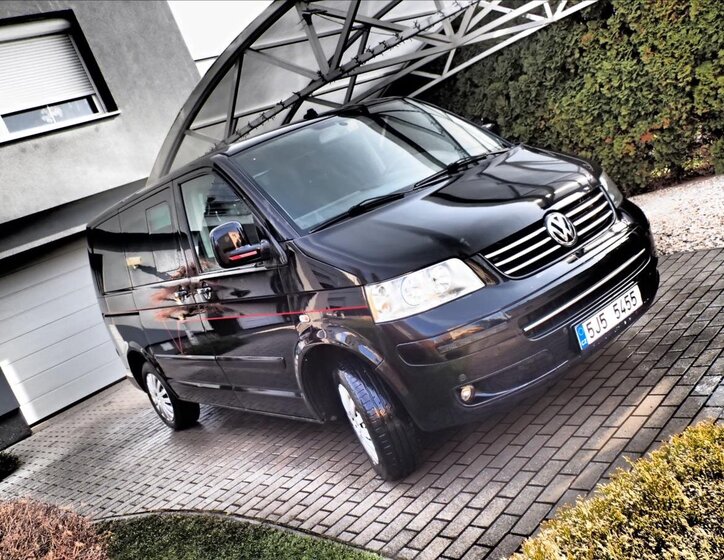 Volkswagen Multivan MPV 2,5 l 128 kw