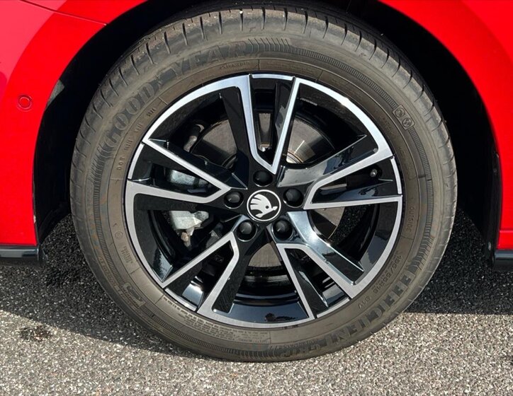 Škoda Fabia Hatchback 1,5 l 110 kw