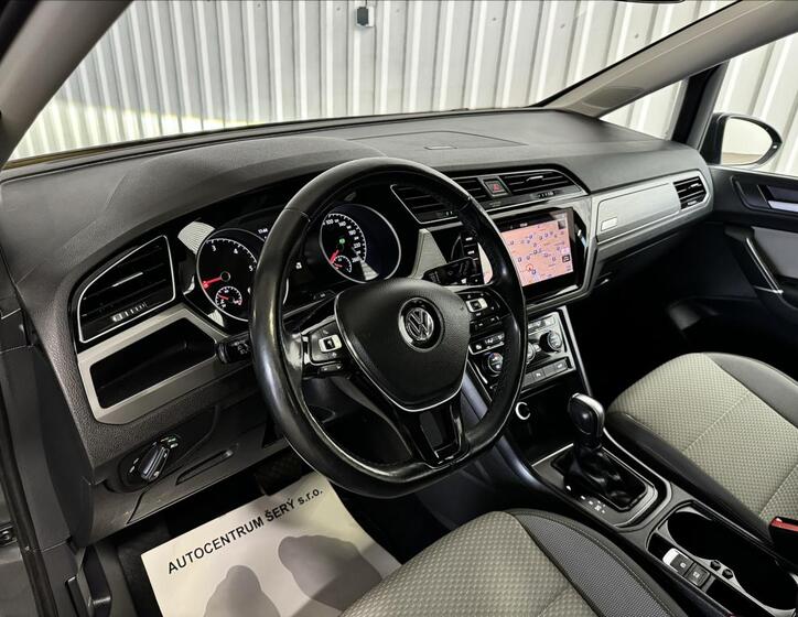 Volkswagen Touran 15