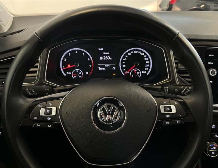 Volkswagen T-Roc SUV 1,5 l 110 kw