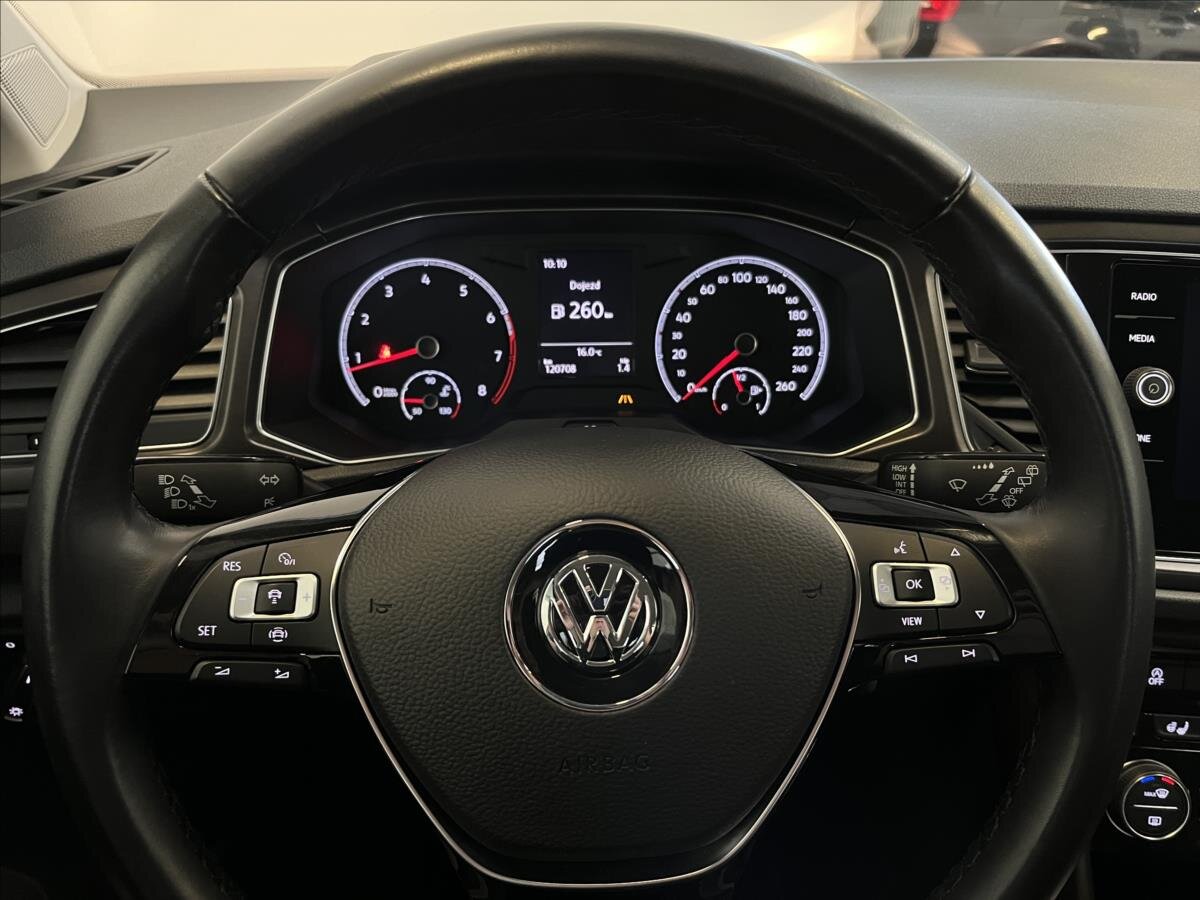 Volkswagen T-Roc SUV 1,5 l 110 kw