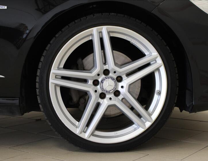 Mercedes-Benz Třídy E 31