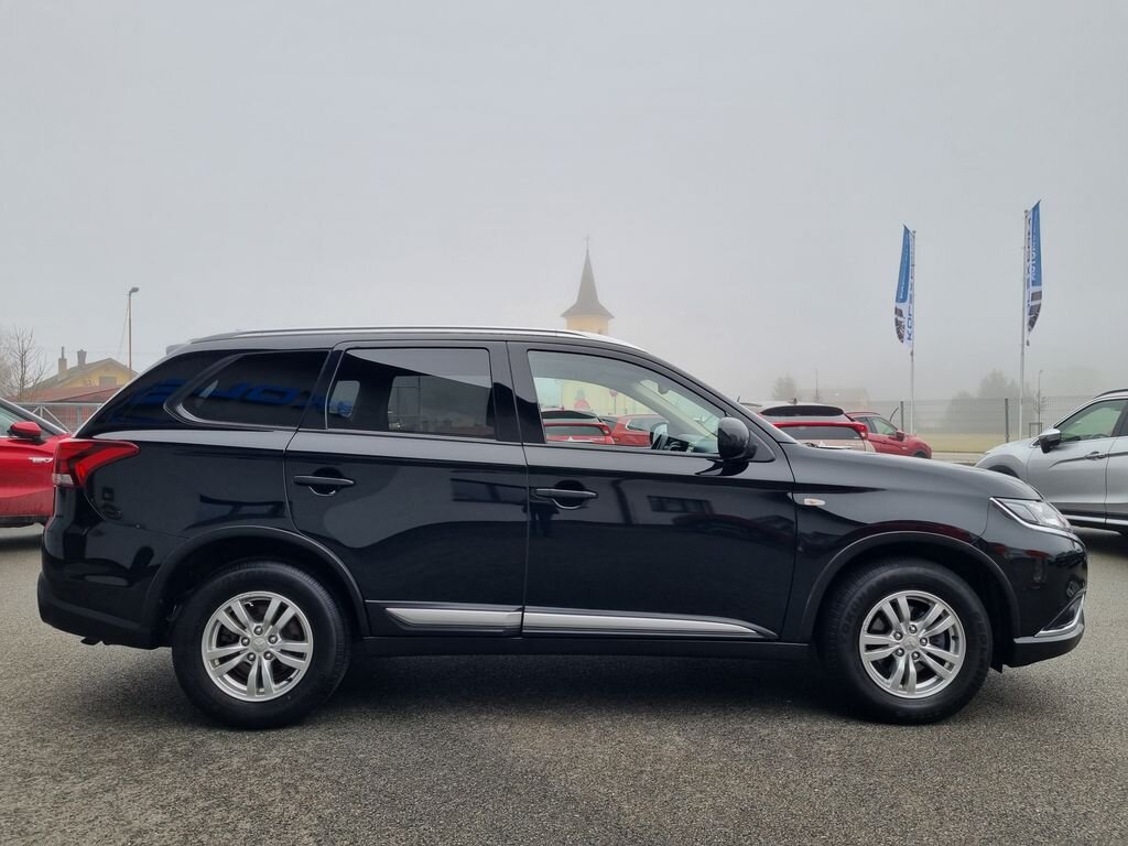 Mitsubishi Outlander SUV 2,0 l 110 kw
