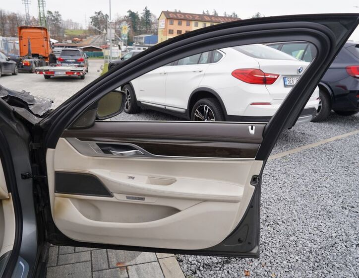 BMW Řada 7 20