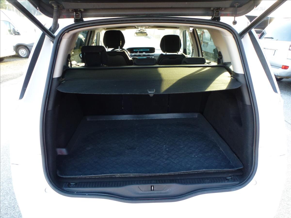 Citroën Grand C4 Picasso Kombi 2,0 l 110 kw