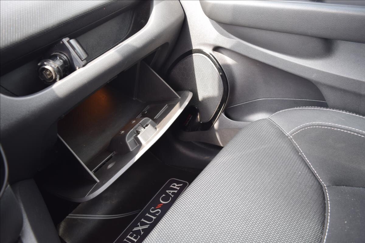 Renault Clio Hatchback 1,1 l 54 kw