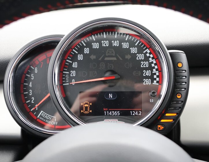 Mini Cooper Hatchback 2,0 l 170 kw