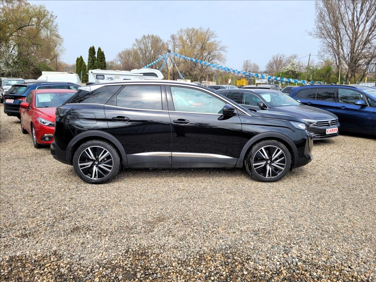 Peugeot 3008 SUV / Terénní 1,6 l 165 kw