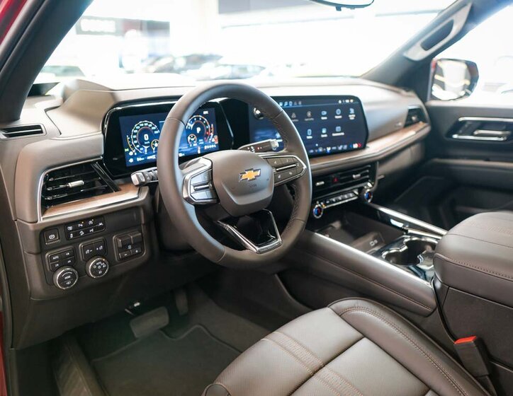 Chevrolet Suburban SUV / Terénní 6,2 l 313 kw