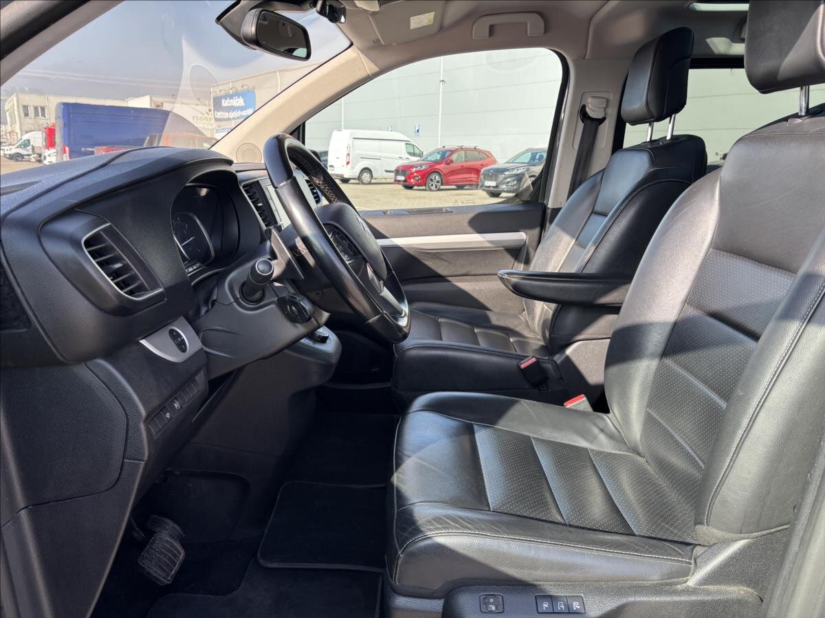 Citroën SpaceTourer MPV 2,0 l 130 kw