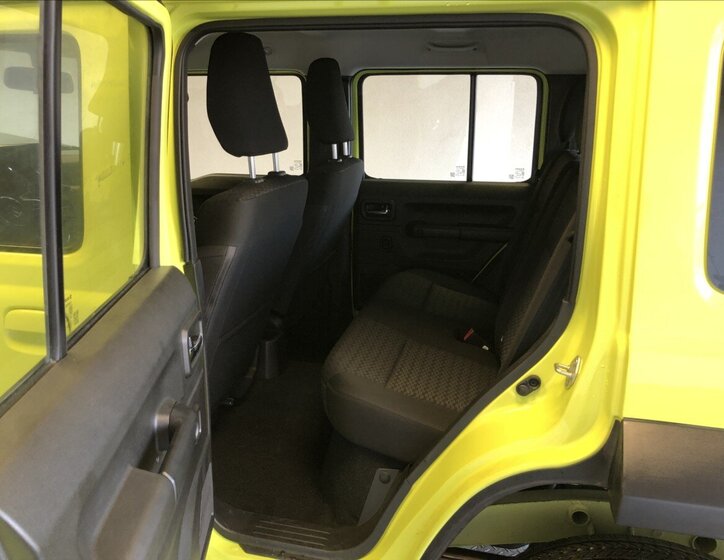 Suzuki Jimny 10