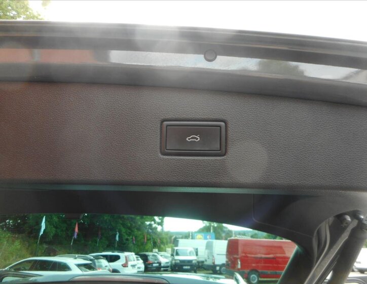 Volkswagen Tiguan SUV 1,5 l 110 kw