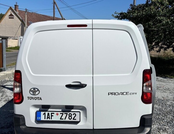 Toyota ProAce City MPV 0,0 96 kw