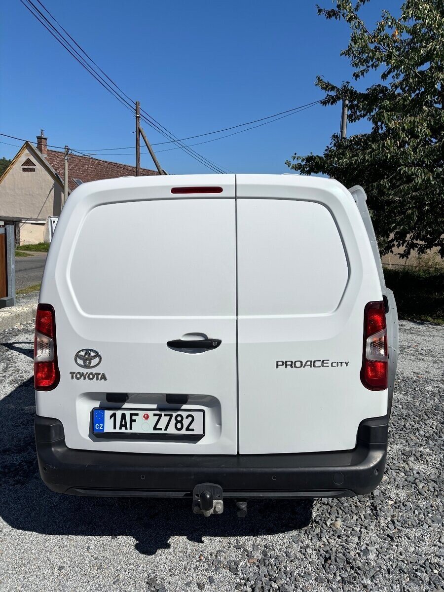 Toyota ProAce City MPV 0,0 96 kw