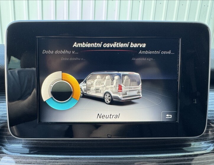 Mercedes-Benz Třídy V 44