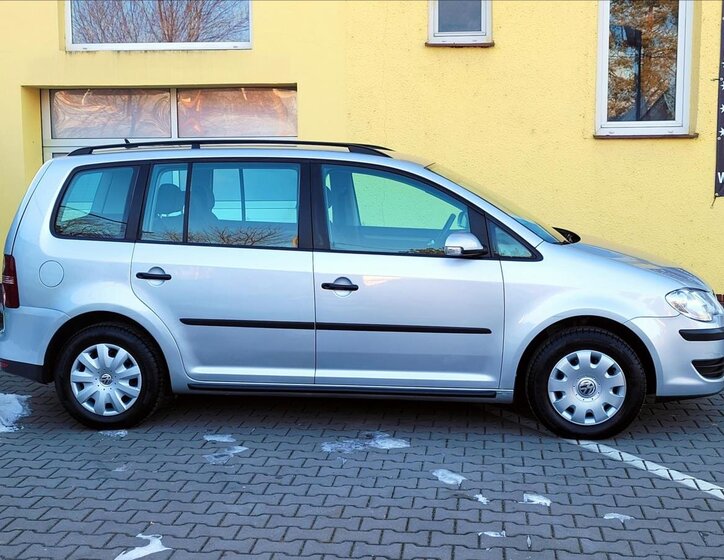 Volkswagen Touran MPV 1,9 l 77 kw