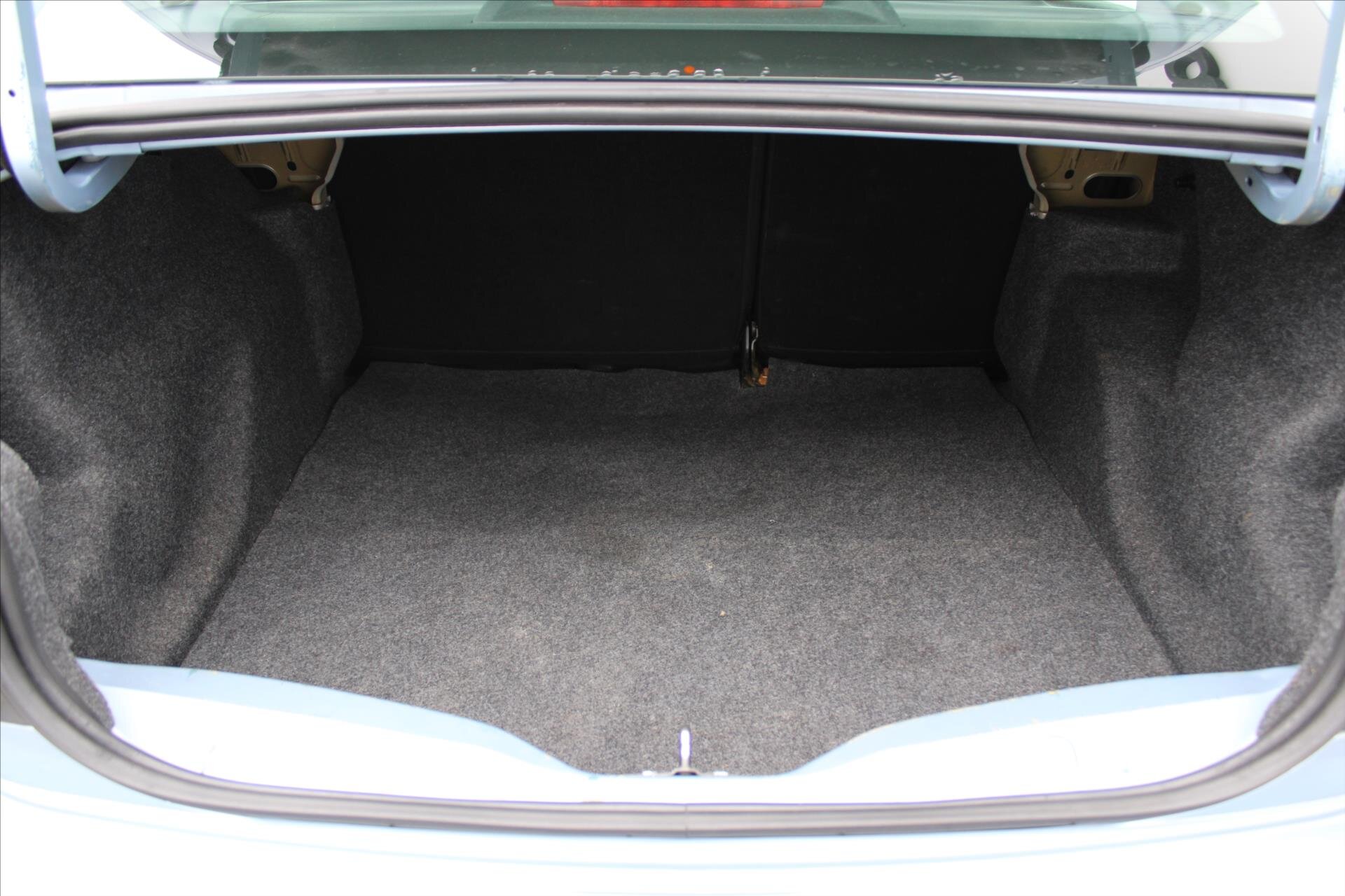 Citroën C-Elysée Sedan / Limuzína 1,6 l 73 kw