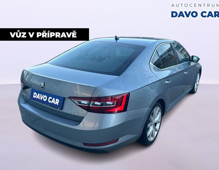 Škoda Superb Liftback 2,0 l 140 kw