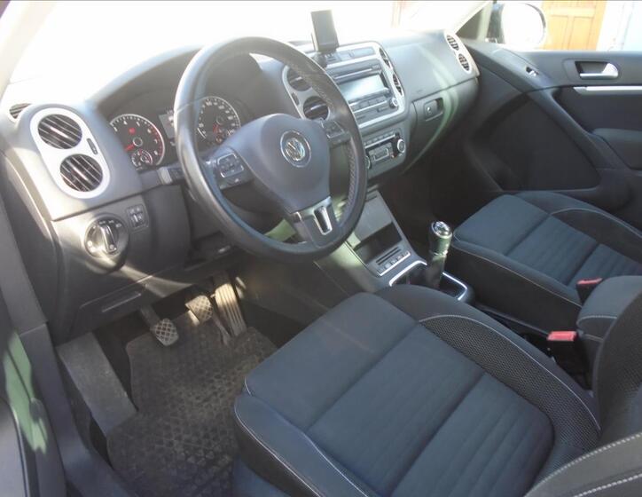 Volkswagen Tiguan 12