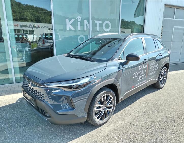Toyota Corolla Cross 1