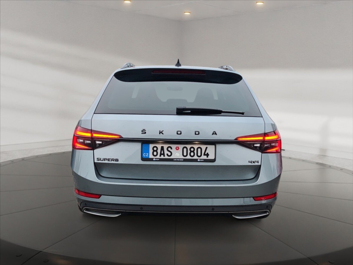 Škoda Superb Kombi 2,0 l 147 kw