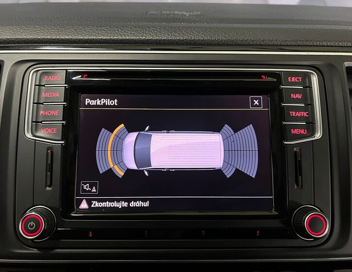 Volkswagen Multivan 15