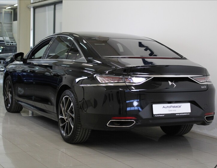 DS Automobiles DS9 3