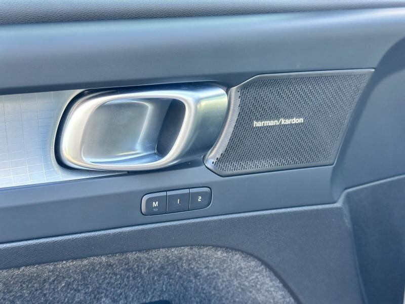 Volvo XC40 SUV 2,0 l 145 kw