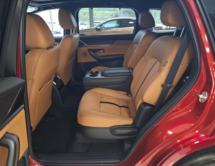 Mazda CX-80 SUV / Terénní 3,3 l 187 kw