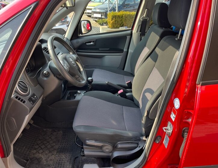 Suzuki SX4 SUV / Terénní 1,6 l 79 kw