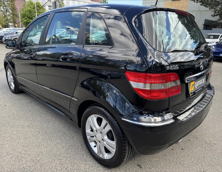 Mercedes-Benz Třídy B Hatchback 2,0 l 103 kw