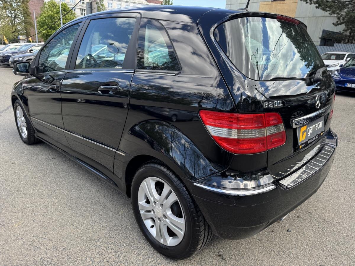 Mercedes-Benz Třídy B Hatchback 2,0 l 103 kw