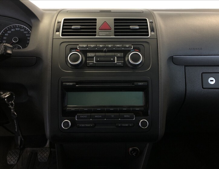 Volkswagen Touran 16