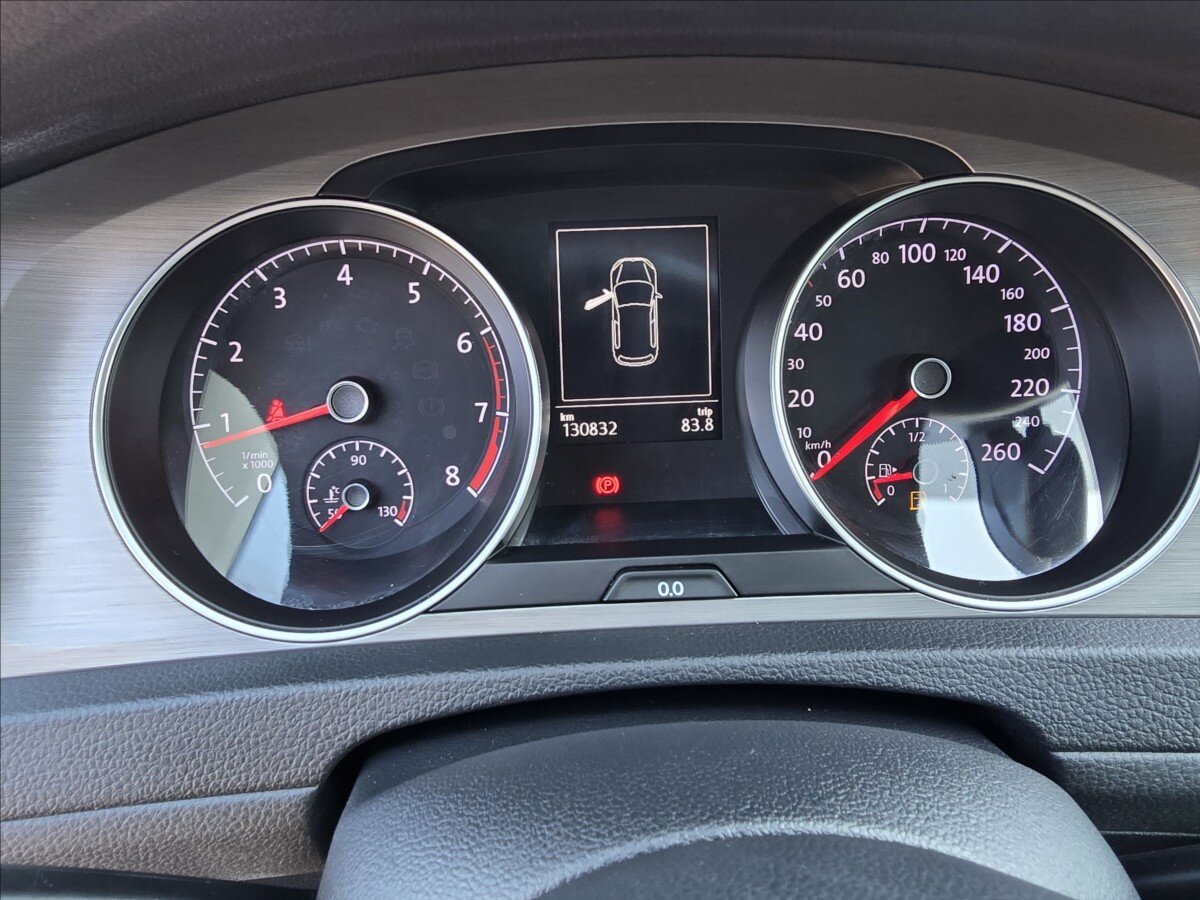 Volkswagen Golf Hatchback 1,2 l 63 kw