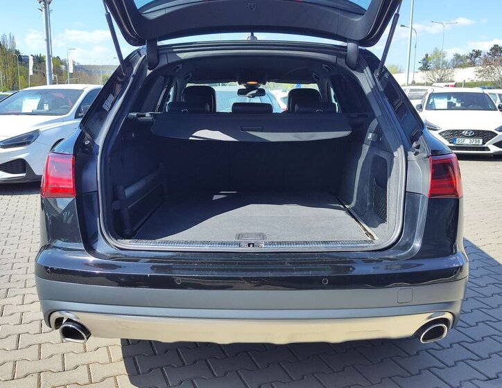 Audi A6 Allroad Kombi 3,0 l 160 kw