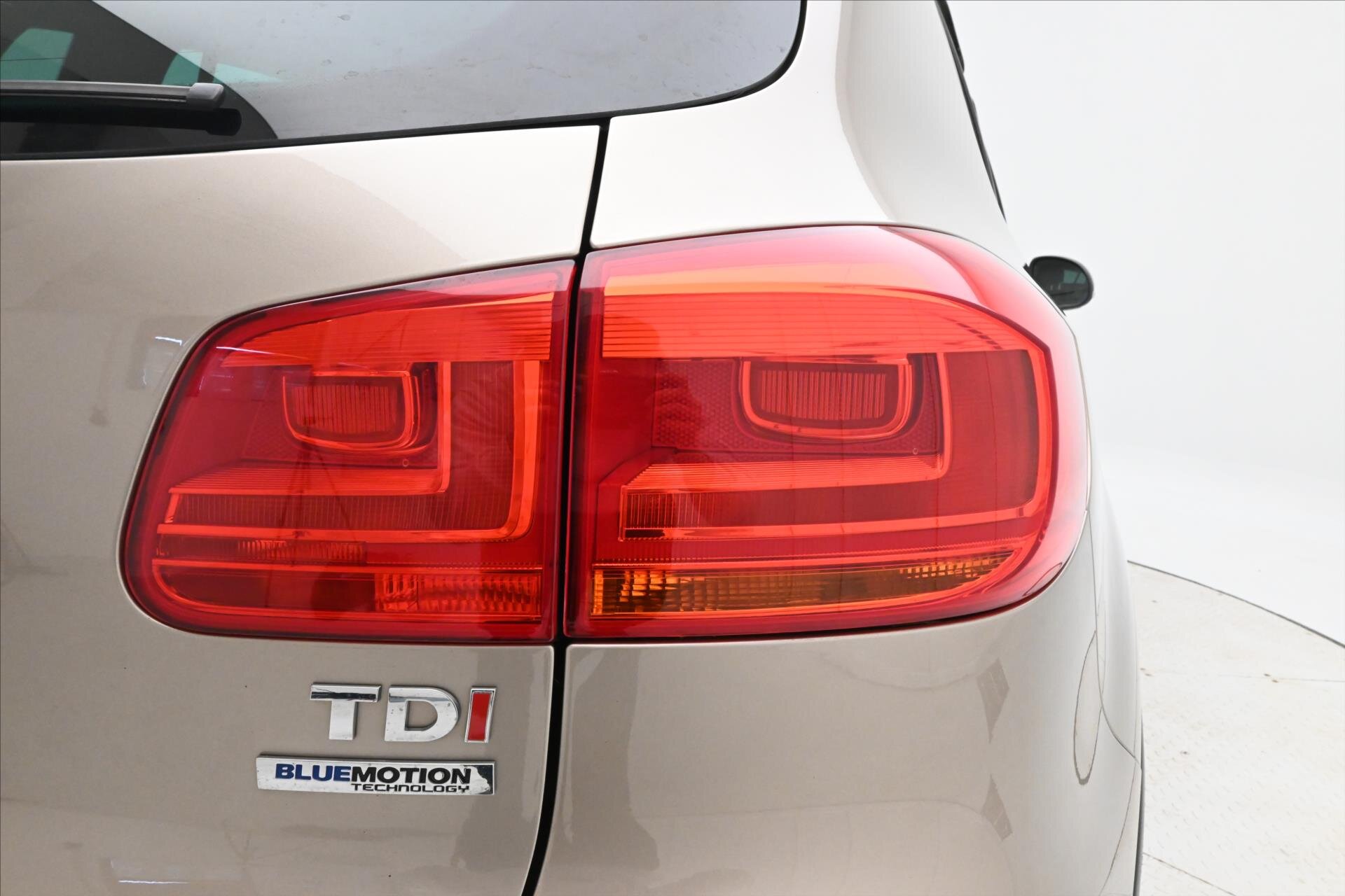 Volkswagen Tiguan SUV 2,0 l 81 kw