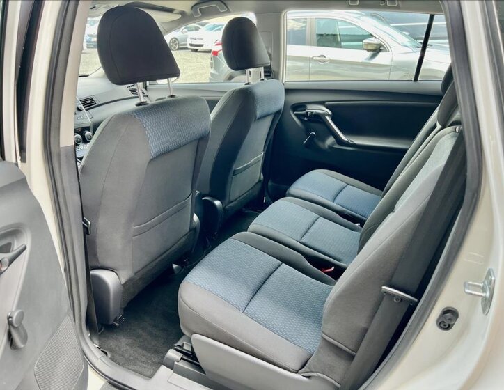 Toyota Verso MPV 1,6 l 82 kw