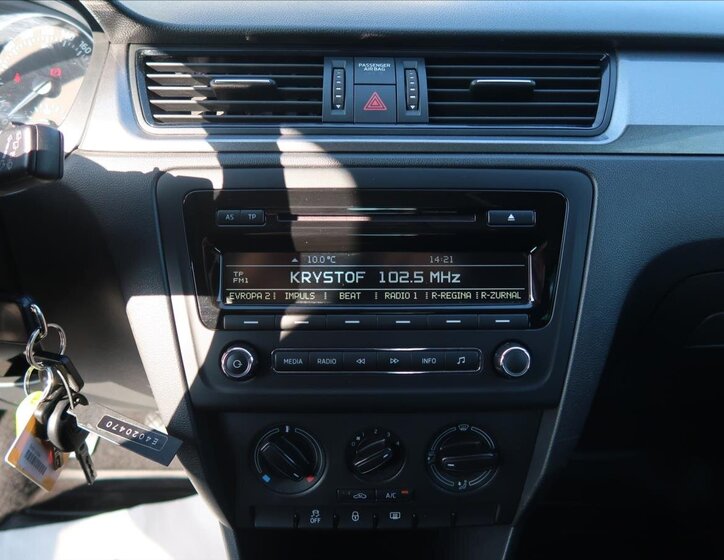 Škoda Rapid Sedan / Limuzína 1,2 l 63 kw