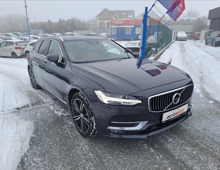 Volvo V90 Kombi 2,0 l 187 kw