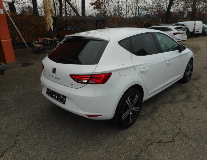 Seat Leon Hatchback 1,4 l 90 kw