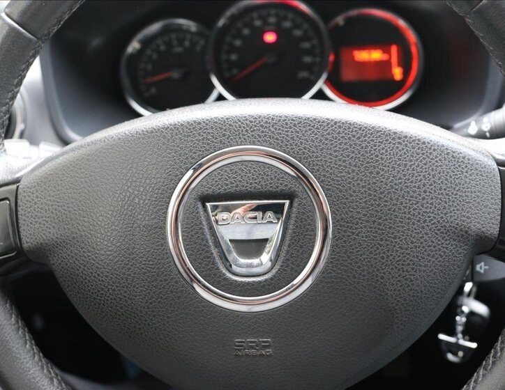 Dacia Sandero Hatchback 898,0 66 kw